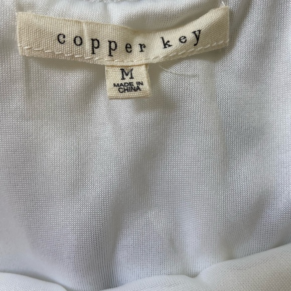 Cream Cold Shoulder Tie Back V Neck Blouse Size Medium - Picture 4 of 5